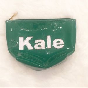 LOLO Kale makeup bag